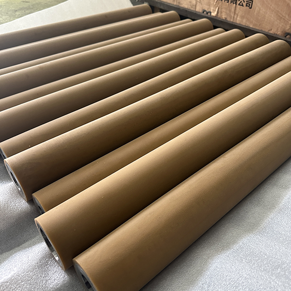 Casting-Process-of -Polyurethane-Coated-Rollers