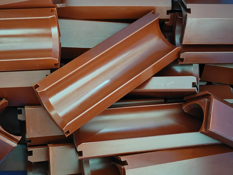 custom-polyurethane-edge-guides-for-bar-feeder