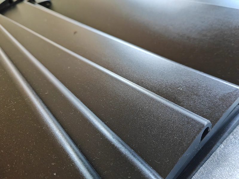 custom-polyurethane-strip-for-articulated-bus-articulation-system